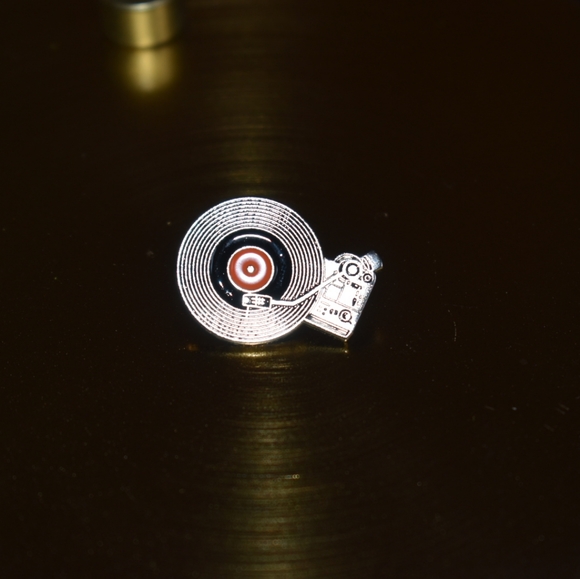 Vinyl Pin - Picture 2 of 2
